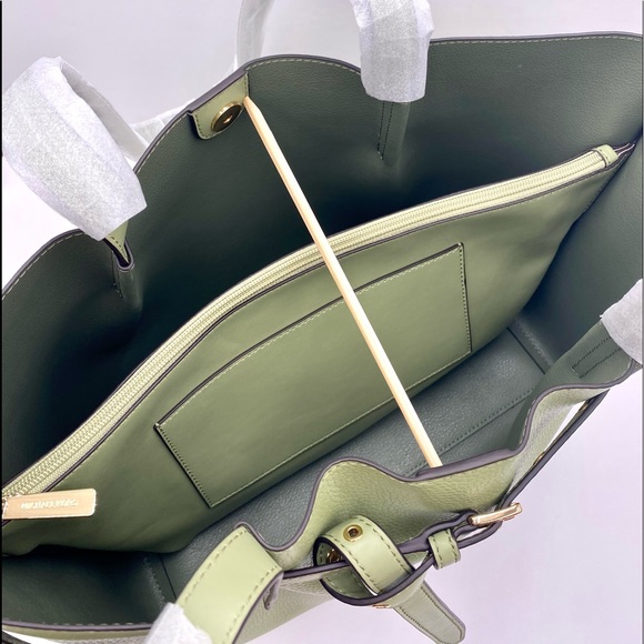 MICHAEL KORS Emilia Large Tote Bag - Picture 4 of 9